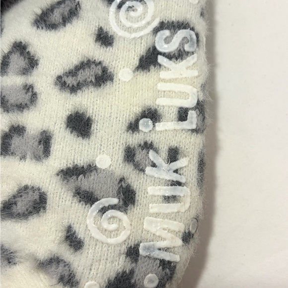 Muk Luks Women's Leopard & Black White Plaid Cabin Socks NWT - Picture 6 of 8